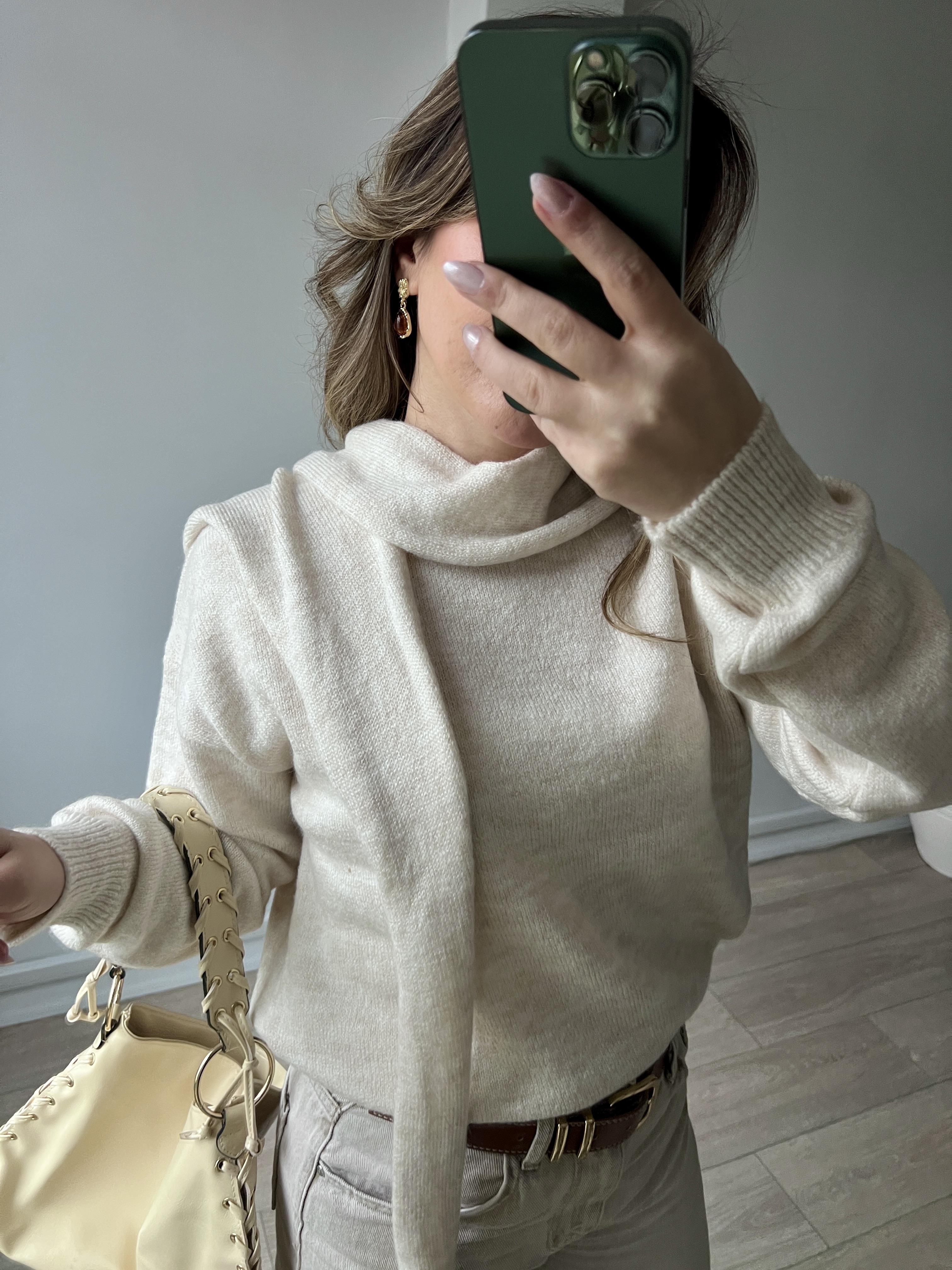 Krem Rengi Yumuşak Dokulu Bağlama Şal Detaylı Kadın Triko Kazak