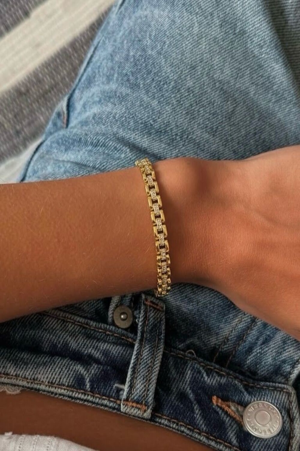 Apex Altın Işıltı Taşlı Zincir Bileklik