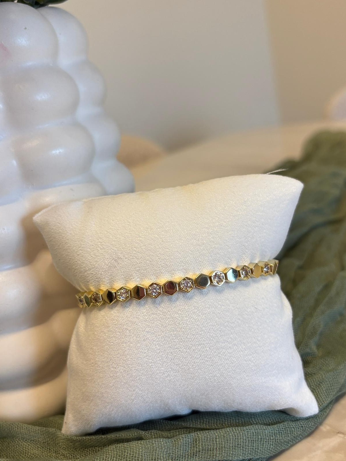 Luxor Altın Işıltı Taşlı Zincir Bileklik