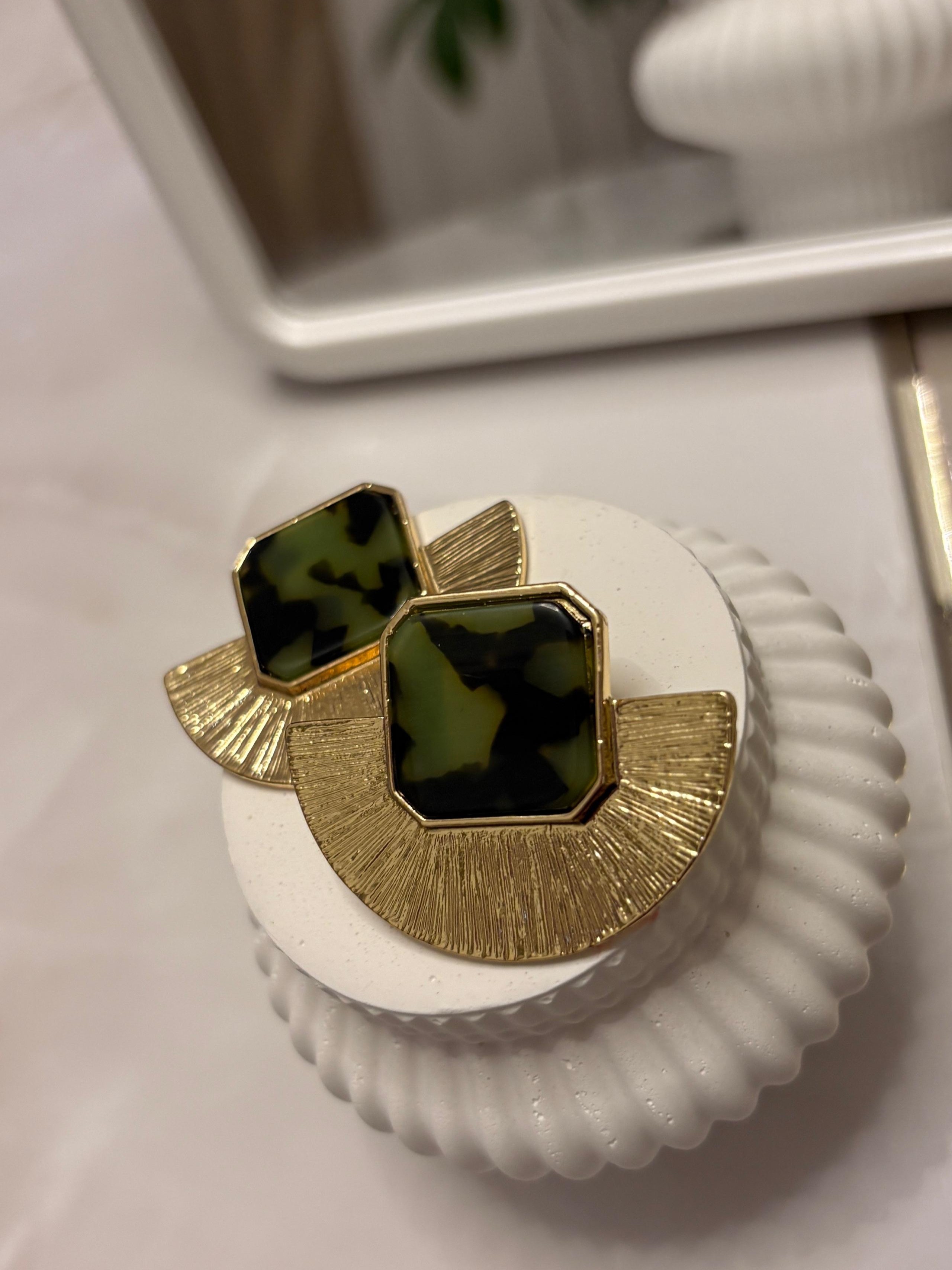 Yeşil ve Gold Renk Empire Serisi Küpe