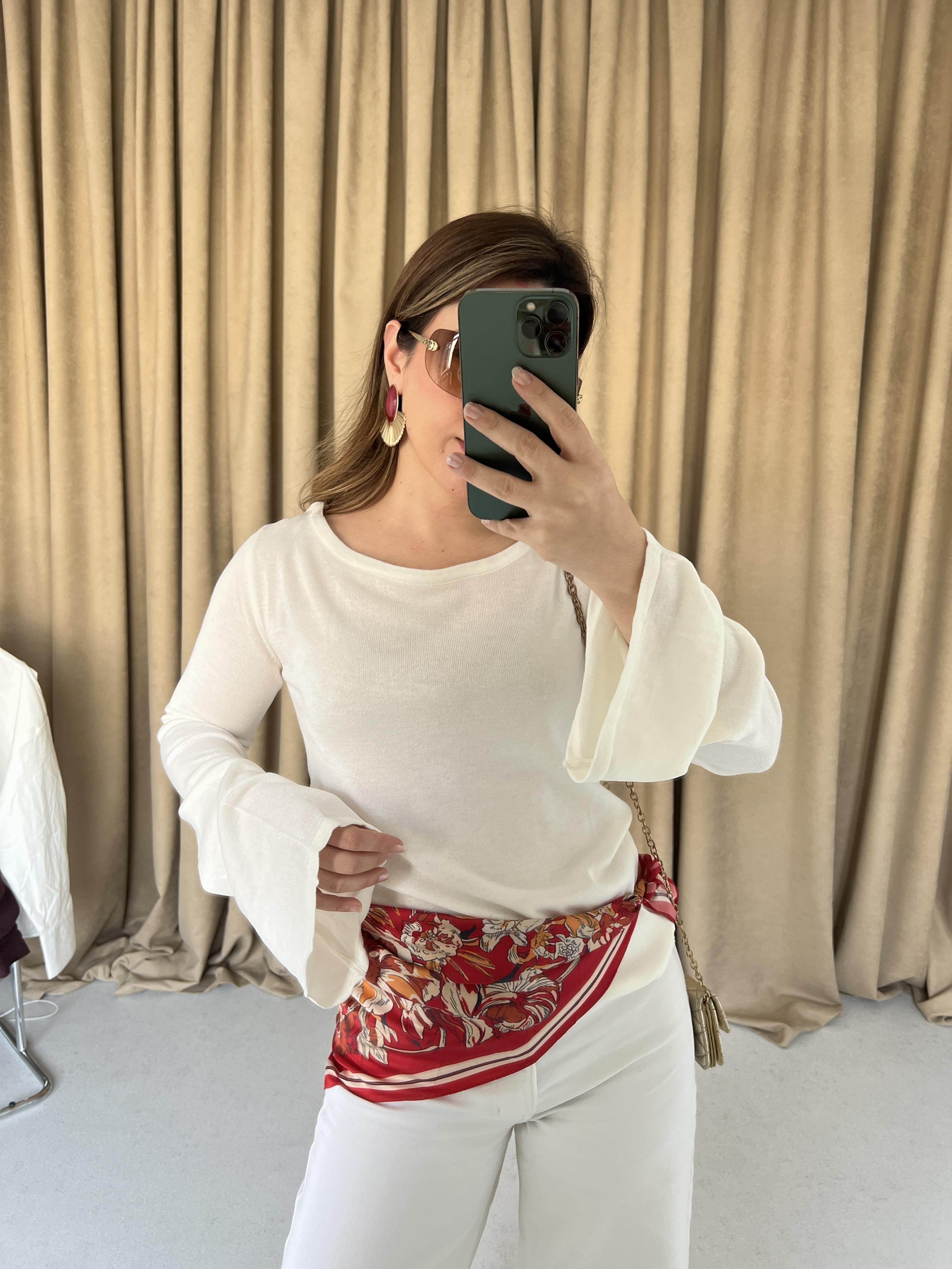 Beyaz Sırt Dekolteli İspanyol Kol Bluz