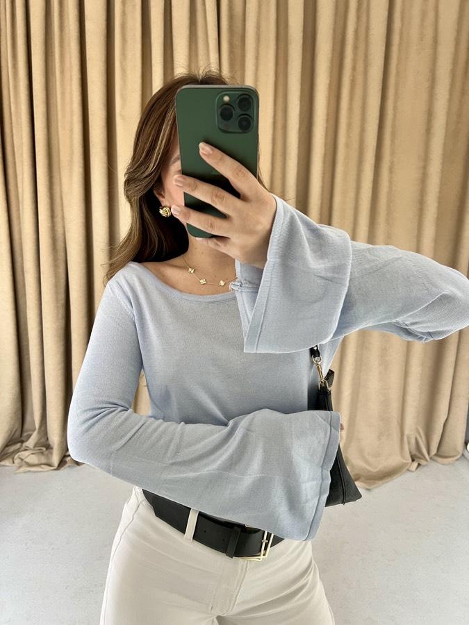 Buz Mavisi Sırt Dekolteli İspanyol Kol Bluz