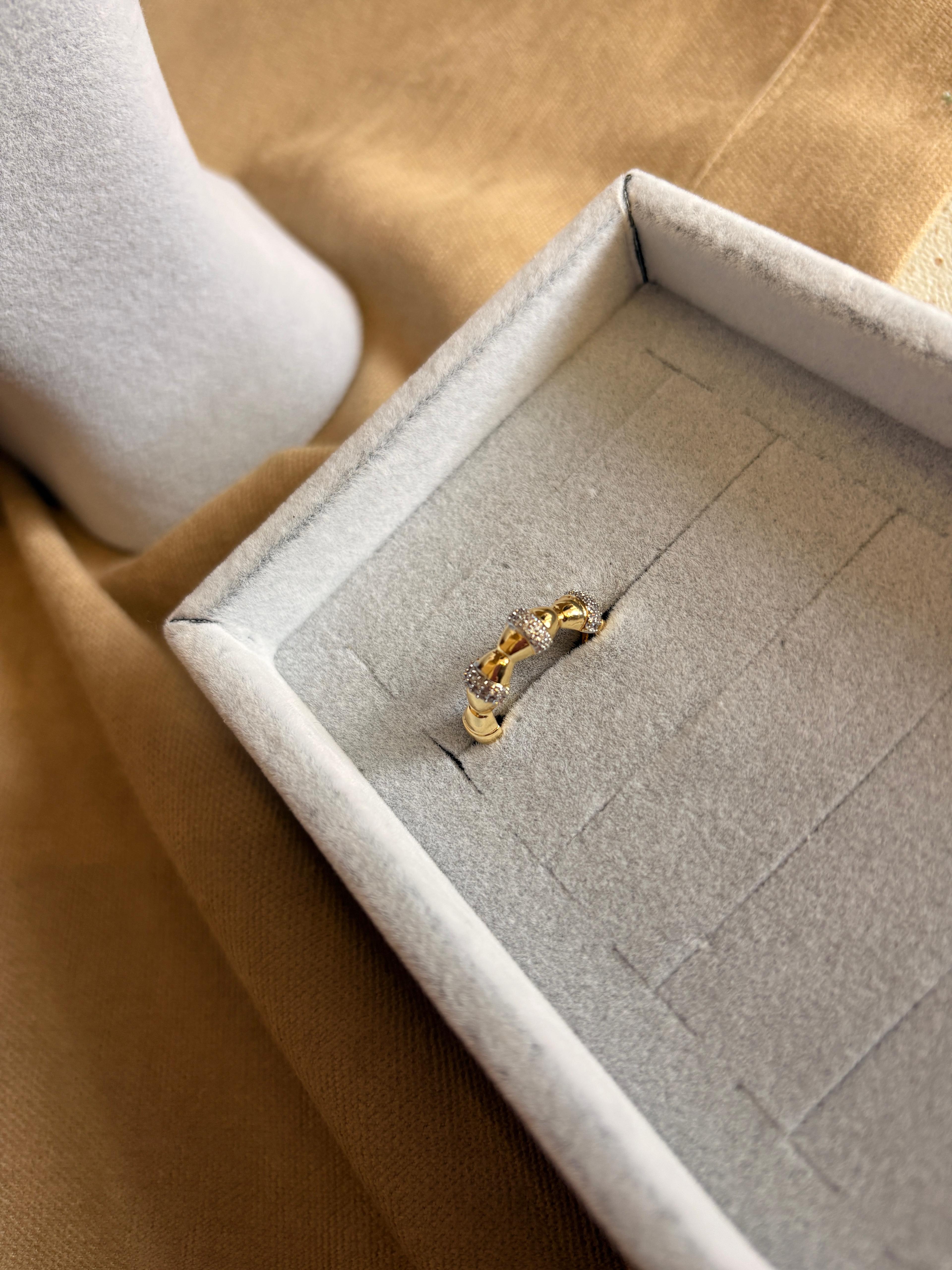 Minimal Taşlı Işıltılı Ayarlanabilir Yüzük